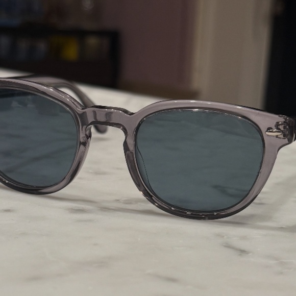Oliver Peoples Sheldrake Sunglasses w/ Case - Picture 2 of 5